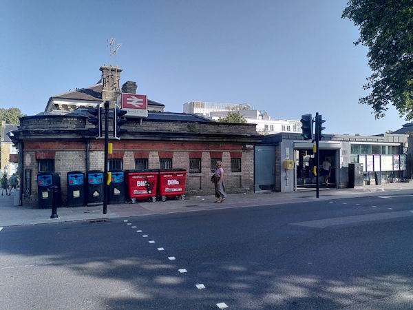 Denmark Hill station